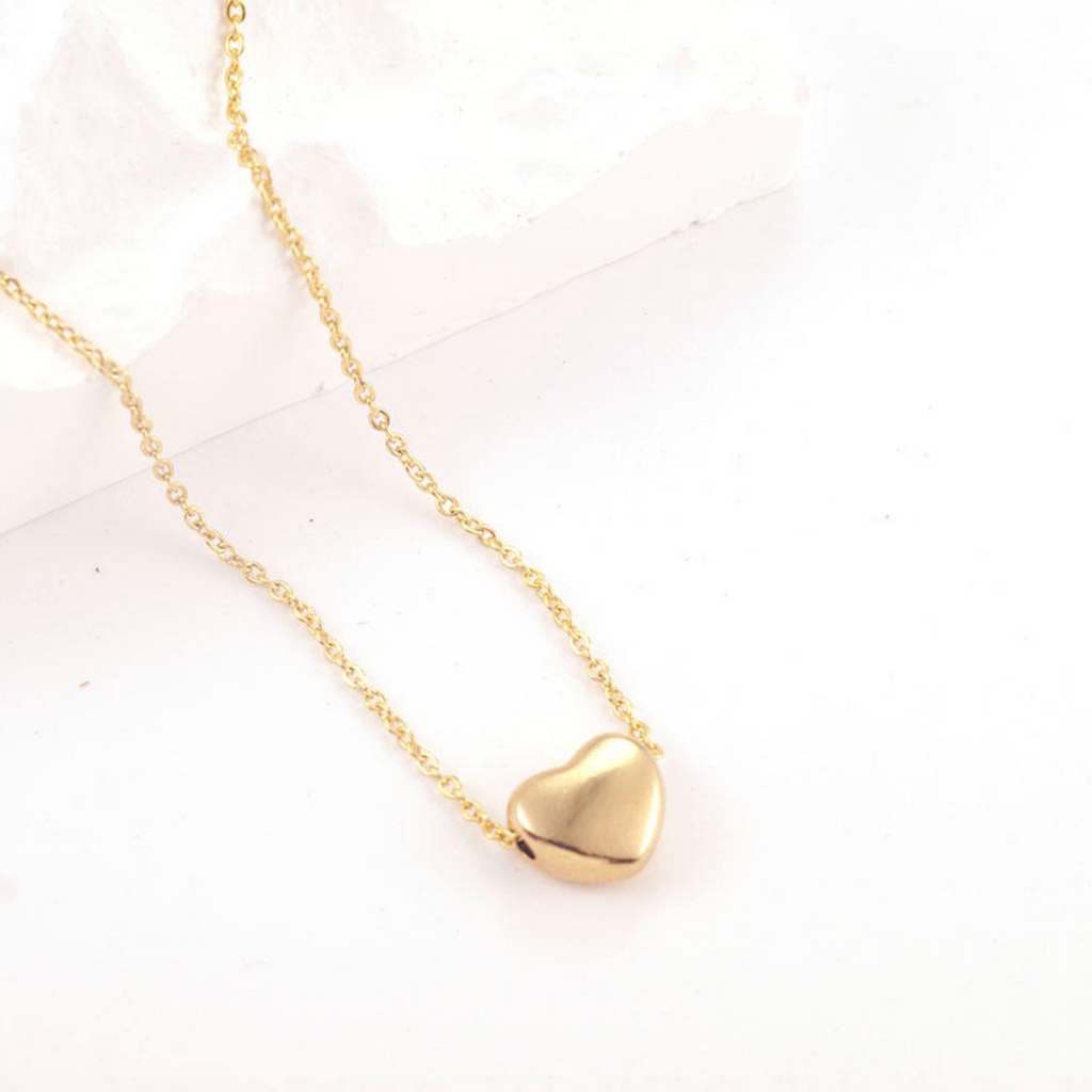 Elegant Stainless Steel Pendant Necklace – Minimalist Gold-Tone Heart Pendant